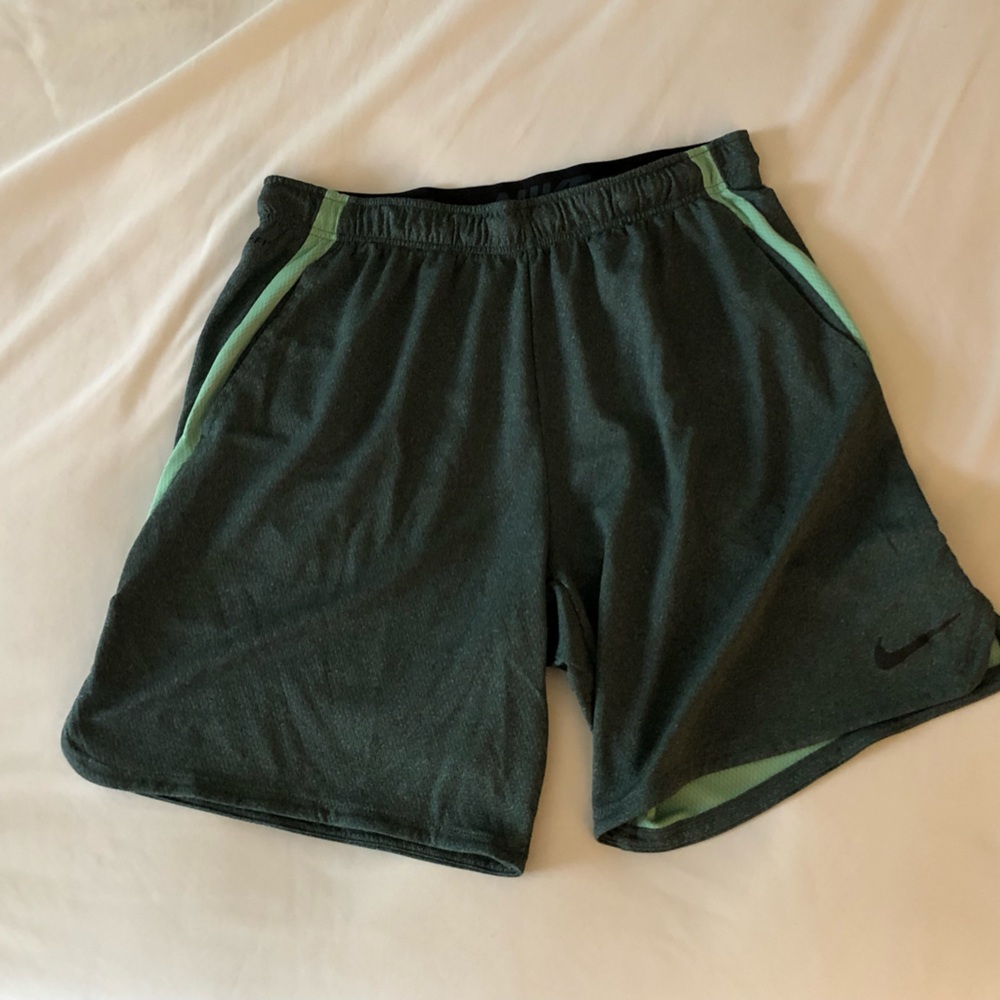 Meme Nike Gym Shorts. Size XL. Grey and Green